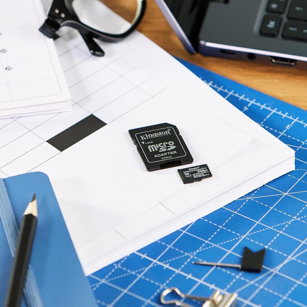 Kingston Canvas Select Plus SDCS2/256GB Class 10 U3 A1 V30 256 GB Micro SD Kart Kingston Canvas Select Plus SDCS2/256GB Class 10 U3 A1 V30 256 GB Micro SD Kart